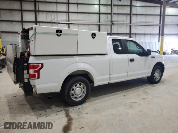 2018 Ford F-150 XL with VIN 1FTEX1C53JKF06295, listed as a Copart auction lot 52357615 with 166,056 mi miles and Clean Title. Bid and sale history available at carsss.com. Image 3.