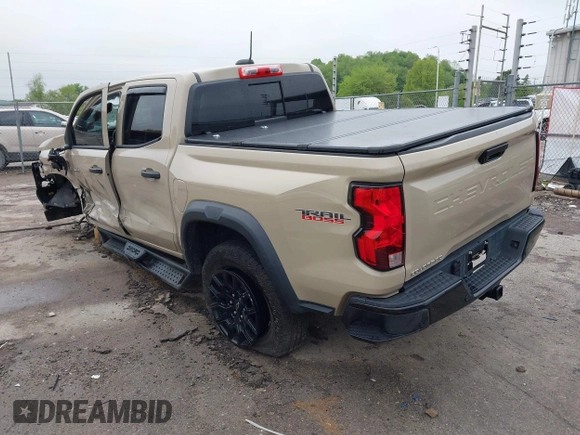 2024 Chevrolet Colorado 4WD Trail Boss with VIN 1GCPTEEK2R1155752, listed as a IAAI auction lot 42211659 with 28,428 mi miles and . Bid and sale history available at DreamBid. Image 3.