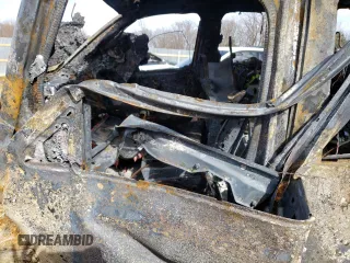 2022 Ram 2500 Tradesman z VIN 3C6UR5CJ5NG366667, wystawiony jako Copart lot #49241395 z przebiegiem Nie podano mil oraz Nie do naprawy • Non repairable. Historia ofert i sprzedaży dostępna na DreamBid. Obrazek 7.