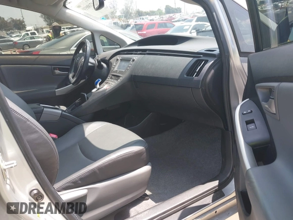 2013 Toyota Prius One with VIN JTDKN3DU9D1647991, listed as a IAAI auction lot 42188530 with 221,732 mi miles and . Bid and sale history available at DreamBid. Image 5.