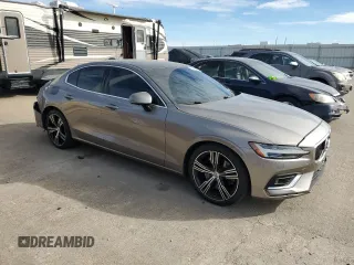 2019 Volvo S60 Inscription with VIN 7JRA22TLXKG001331, listed as a Copart auction lot 75882814 with 87,685 mi miles and Salvage Title. Bid and sale history available at carsss.com. Image 4.