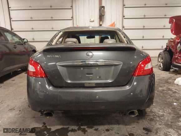 2010 Nissan Maxima 3.5 SV w/Premium Pkg with VIN 1N4AA5AP9AC806399, listed as a IAAI auction lot 41565520 with 147,531 mi miles. Bid and sale history available at carsss.com. Image 17.