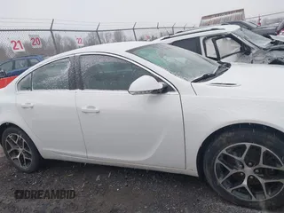 2017 Buick Regal Sport Touring z VIN 2G4GL5EX9H9164787, wystawiony jako IAAI lot #41729510 z przebiegiem 152 302 mil mil oraz . Historia ofert i sprzedaży dostępna na DreamBid. Obrazek 14.