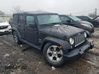 2018 Jeep Wrangler JK Unlimited Sahara with VIN 1C4HJWEG9JL927443, listed as a Copart auction lot 44987485 with 71,252 mi miles and Salvage Title. Bid and sale history available at carsss.com. Image 4.