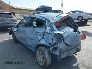 2013 Mazda 2 Sport z VIN JM1DE1KZ4D0163423, wystawiony jako IAAI lot #40404598 z przebiegiem Nie podano mil oraz . Historia ofert i sprzedaży dostępna na DreamBid. Obrazek 3.