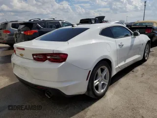 2019 Chevrolet Camaro 1LS with VIN 1G1FB1RX5K0158307, listed as a Copart auction lot 65394292 with 21,976 mi miles. Bid and sale history available at carsss.com. Image 4.