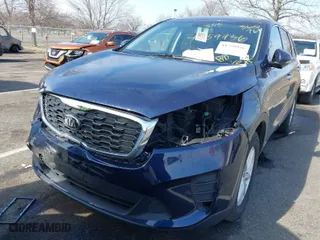 2020 Kia Sorento LX with VIN 5XYPGDA38LG627828, listed as a IAAI auction lot 41759936 with 76,138 mi miles. Bid and sale history available at carsss.com. Image 6.