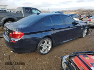 2015 BMW 5 Series 550i xDrive с VIN WBAKP9C55FD979545, выставлен на аукционе Copart как лот 85147944 с пробегом 119 402 миль миль и Списание • Salvage title. История ставок и продаж доступна на DreamBid. Изображение 3.
