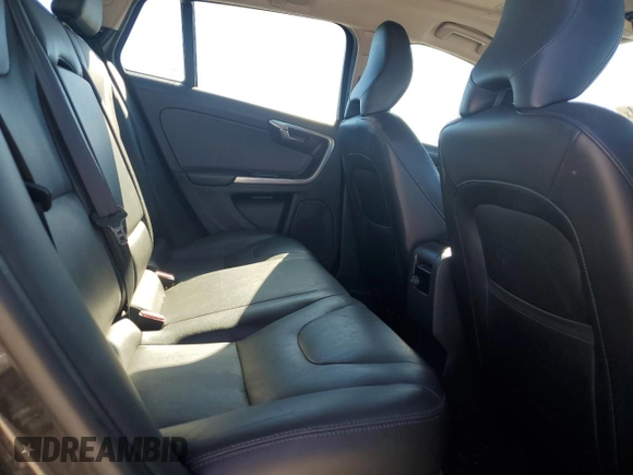 2017 Volvo V60 Premier with VIN YV140MEK8H1371796, listed as a Copart auction lot 80654044 with 85,572 mi miles and Salvage Title. Bid and sale history available at carsss.com. Image 10.
