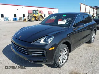 2019 Porsche Cayenne S with VIN WP1AB2AY6KDA61572, listed as a IAAI auction lot 42296954 with 31,490 mi miles and . Bid and sale history available at DreamBid. Image 2.
