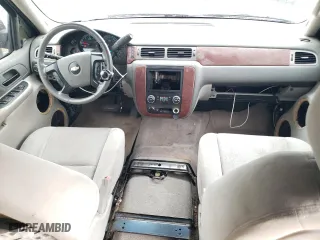 2009 Chevrolet Suburban LS with VIN 1GNFC16J49R184219, listed as a Copart auction lot 79306164 with 204,958 mi miles and Salvage Title. Bid and sale history available at carsss.com. Image 8.