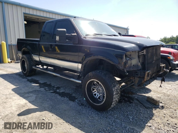 2005 Ford F-250 XL with VIN 1FTSX21P65EA75047, listed as a Copart auction lot 62012695 with 196,409 mi miles and Salvage title. Bid and sale history available at DreamBid. Image 4.