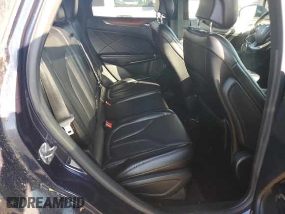 2017 Lincoln MKC Reserve with VIN 5LMCJ3D99HUL03201, listed as a Copart auction lot 61611685 with 83,578 mi miles and Clean title. Bid and sale history available at DreamBid. Image 11.