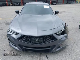2023 Acura TLX w/A-Spec Package z VIN 19UUB6F58PA006068, wystawiony jako IAAI lot #41922648 z przebiegiem 32 779 mil mil oraz . Historia ofert i sprzedaży dostępna na DreamBid. Obrazek 6.