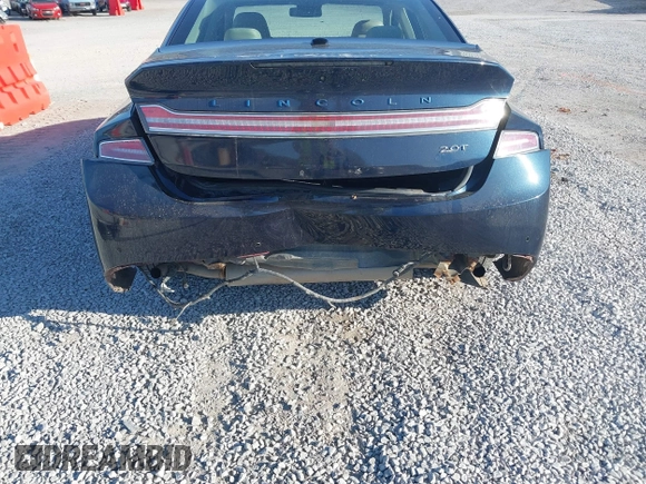 2017 Lincoln MKZ Select with VIN 3LN6L5D98HR639385, listed as a IAAI auction lot 41702776 with 73,801 mi miles and . Bid and sale history available at DreamBid. Image 6.