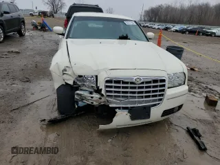 2007 Chrysler 300 Signature with VIN 2C3KA53G37H746643, listed as a Copart auction lot 86517794 with 203,832 mi miles and Salvage Title. Bid and sale history available at carsss.com. Image 5.