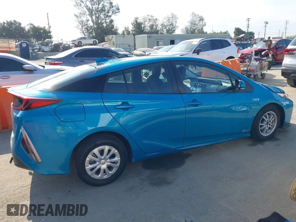 2022 Toyota Prius LE with VIN JTDKAMFP8N3209977, listed as a IAAI auction lot 42777763 with 52,995 mi miles and . Bid and sale history available at DreamBid. Image 14.