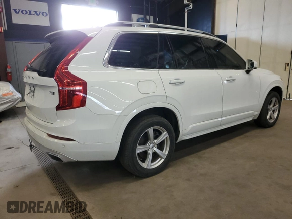 2016 Volvo XC90 Momentum with VIN YV4102XK2G1081799, listed as a Copart auction lot 85867184 with 92,638 mi miles and Clean Title. Bid and sale history available at carsss.com. Image 3.