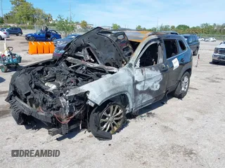 2019 Jeep Cherokee Latitude with VIN 1C4PJMCB4KD253334, listed as a IAAI auction lot 41865339 with Not provided miles and . Bid and sale history available at DreamBid. Image 2.