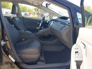 2010 Toyota Prius II with VIN JTDKN3DU8A0177468, listed as a IAAI auction lot 42231956 with 235,419 mi miles and . Bid and sale history available at DreamBid. Image 5.