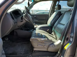 2002 Toyota Sequoia SR5 with VIN 5TDBT44A12S113370, listed as a Copart auction lot 53858905 with 244,671 mi miles and Clean Title. Bid and sale history available at carsss.com. Image 7.