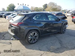 2024 Lexus UX with VIN JTHX6JBH6R2189274, listed as a Copart auction lot 43121085 with 999,999 mi miles and Clean Title. Bid and sale history available at carsss.com. Image 3.