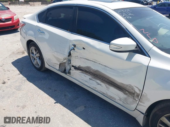 2015 Nissan Altima S with VIN 1N4AL3AP5FN405734, listed as a IAAI auction lot 42059082 with 90,651 mi miles and . Bid and sale history available at DreamBid. Image 6.