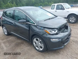 2019 Chevrolet Bolt EV LT z VIN 1G1FY6S0XK4136739, wystawiony jako IAAI lot #42670134 z przebiegiem 48 415 mil mil oraz . Historia ofert i sprzedaży dostępna na DreamBid. Obrazek 1.