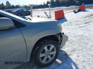 2006 Lexus RX 330 z VIN 2T2HA31U96C095557, wystawiony jako IAAI lot #41631319 z przebiegiem 142 188 mil mil oraz . Historia ofert i sprzedaży dostępna na DreamBid. Obrazek 6.