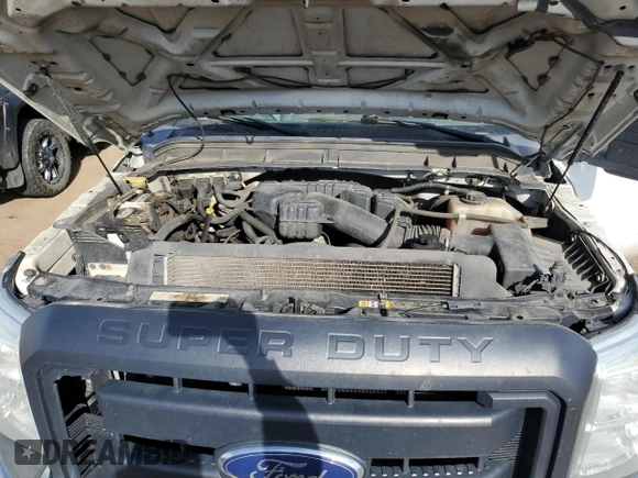 2014 Ford F-250 XL z VIN 1FT7X2B60EEB80260, wystawiony jako Copart lot #51664195 z przebiegiem 267 176 mil mil oraz Szkoda całkowita • Salvage title. Historia ofert i sprzedaży dostępna na DreamBid. Obrazek 12.