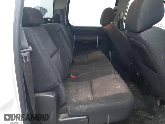 2013 Chevrolet Silverado 1500 LT with VIN 3GCPKSEA3DG292038, listed as a Copart auction lot 44996995 with 139,633 mi miles and Salvage Title. Bid and sale history available at DreamBid. Image 10.