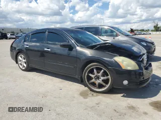 2004 Nissan Maxima SE with VIN 1N4BA41E34C824141, listed as a Copart auction lot 74185754 with 165,159 mi miles and Non Repairable. Bid and sale history available at carsss.com. Image 4.