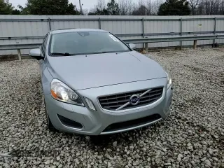 2013 Volvo S60 T5 Premier with VIN YV1612FS0D2200375, listed as a Copart auction lot 43930195 with 79,726 mi miles and Salvage Title. Bid and sale history available at carsss.com. Image 11.