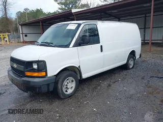 2008 Chevrolet Express Cargo Van with VIN 1GCGG25C681175724, listed as a IAAI auction lot 41696996 with 201,312 mi miles. Bid and sale history available at carsss.com. Image 2.