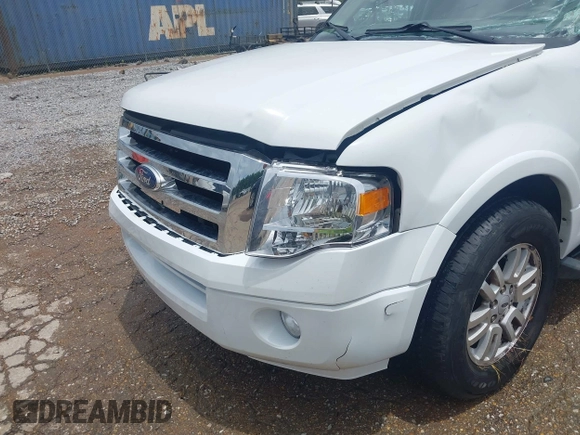 2011 Ford Expedition XLT with VIN 1FMJU1H58BEF54161, listed as a IAAI auction lot 42442617 with 145,864 mi miles and . Bid and sale history available at DreamBid. Image 18.