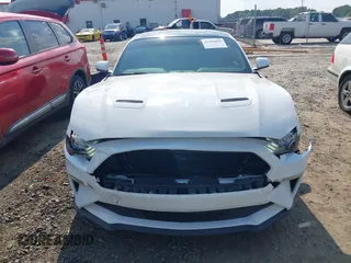 2020 Ford Mustang GT z VIN 1FA6P8CF5L5168721, wystawiony jako IAAI lot #42488098 z przebiegiem 53 983 mil mil oraz . Historia ofert i sprzedaży dostępna na DreamBid. Obrazek 12.