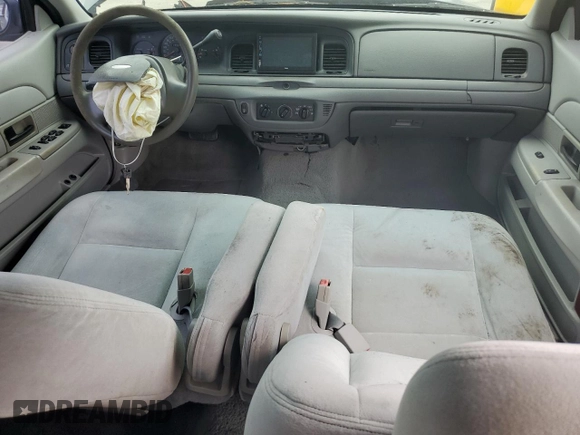2003 Ford Police Interceptor Street Appear z VIN 2FAFP71WX3X104802, wystawiony jako Copart lot #60667985 z przebiegiem 189 373 mil mil oraz Szkoda całkowita • Salvage title. Historia ofert i sprzedaży dostępna na DreamBid. Obrazek 8.
