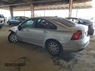2008 Volvo S40 2.4L with VIN YV1MS390582399871, listed as a Copart auction lot 50610265 with 197,090 mi miles and Salvage Title. Bid and sale history available at carsss.com. Image 2.