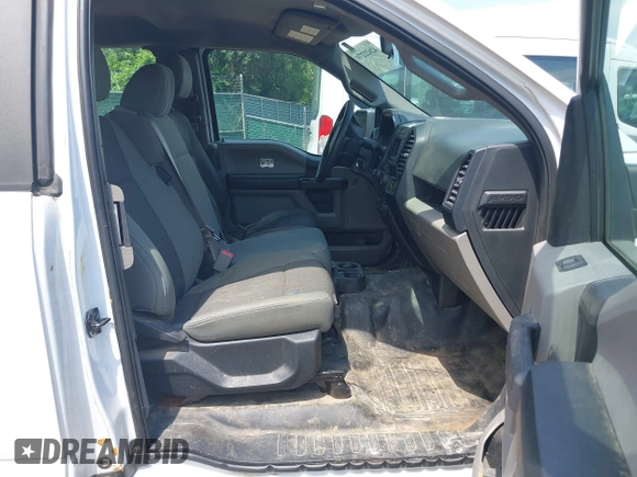 2015 Ford F-150 XLT with VIN 1FTFX1EF3FKD59476, listed as a IAAI auction lot 42622270 with 201,039 mi miles and . Bid and sale history available at DreamBid. Image 5.