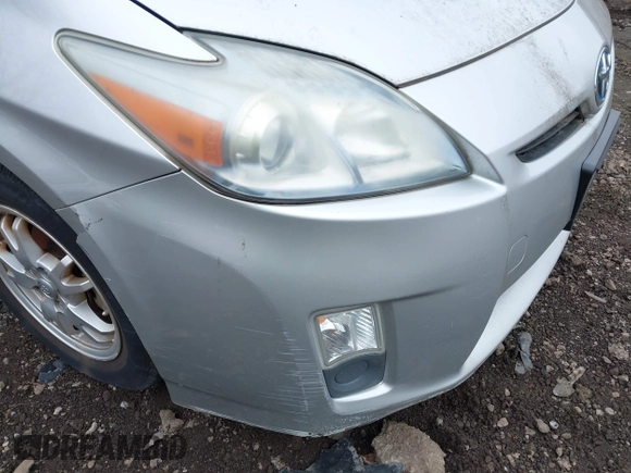 2011 Toyota Prius I with VIN JTDKN3DU9B5315846, listed as a IAAI auction lot 41928593 with 203,931 mi miles. Bid and sale history available at carsss.com. Image 20.