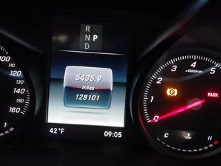 2018 Mercedes-Benz C 300 с VIN WDDWJ4KB8JF700558, выставлен на аукционе IAAI как лот 41335869 с пробегом 132 000 миль миль и . История ставок и продаж доступна на DreamBid. Изображение 15.