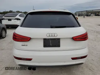 2015 Audi Q3 Premium Plus z VIN WA1BFCFS7FR002537, wystawiony jako Copart lot #77711754 z przebiegiem 78 024 mil mil oraz Szkoda całkowita • Salvage title. Historia ofert i sprzedaży dostępna na DreamBid. Obrazek 6.
