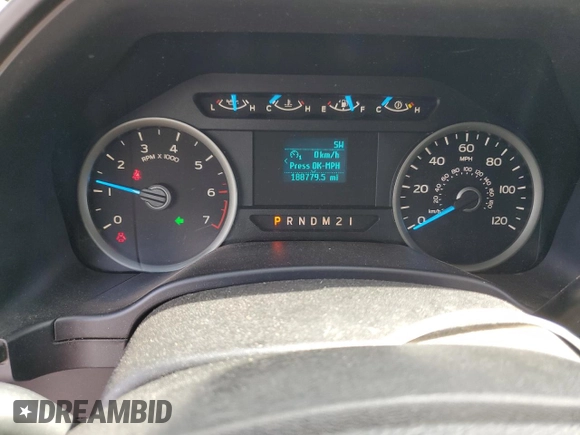 2017 Ford F-150 XL z VIN 1FTEW1EF8HFC05744, wystawiony jako Copart lot #62882315 z przebiegiem 188 779 mil mil oraz Szkoda całkowita • Salvage title. Historia ofert i sprzedaży dostępna na DreamBid. Obrazek 9.