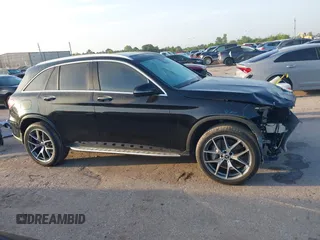2022 Mercedes-Benz GLC 300 with VIN W1N0G8DB9NV374065, listed as a IAAI auction lot 42189616 with 42,296 mi miles and . Bid and sale history available at DreamBid. Image 14.
