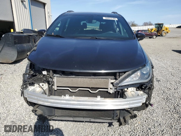 2020 Chrysler Pacifica Touring with VIN 2C4RC1FG1LR242086, listed as a Copart auction lot 50824185 with 105,779 mi miles and Salvage title. Bid and sale history available at DreamBid. Image 5.