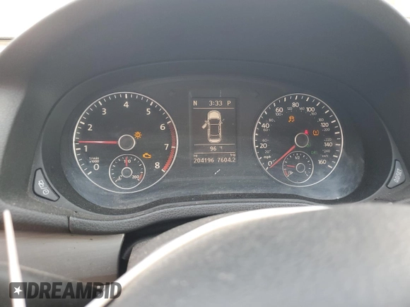 2014 Volkswagen Passat SE with VIN 1VWBT7A36EC047828, listed as a Copart auction lot 63711855 with 204,196 mi miles and Clean title. Bid and sale history available at DreamBid. Image 9.