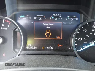2019 Ford Expedition Limited with VIN 1FMJU2AT7KEA06831, listed as a IAAI auction lot 41528443 with 81,282 mi miles. Bid and sale history available at carsss.com. Image 7.