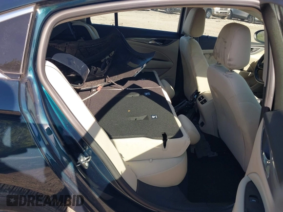 2018 Buick Regal Preferred с VIN W04GL6SXXJ1057573, выставлен на аукционе IAAI как лот 42052928 с пробегом 31 904 миль миль и . История ставок и продаж доступна на DreamBid. Изображение 8.