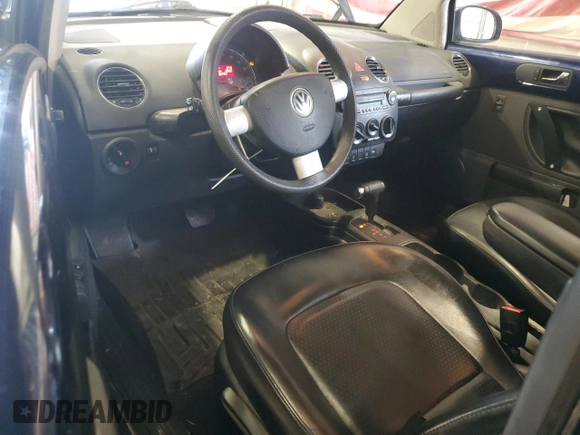 2006 Volkswagen Beetle с VIN 3VWRW31C96M406975, выставлен на аукционе Copart как лот 84021214 с пробегом 100 447 миль миль и Списание • Salvage title. История ставок и продаж доступна на DreamBid. Изображение 8.