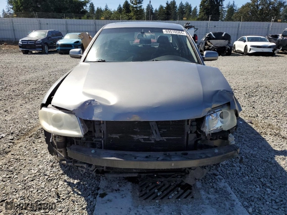 2003 Volkswagen Passat GLX with VIN WVWRH63B93P354188, listed as a Copart auction lot 69510584 with 125,225 mi miles and Salvage Title. Bid and sale history available at carsss.com. Image 5.